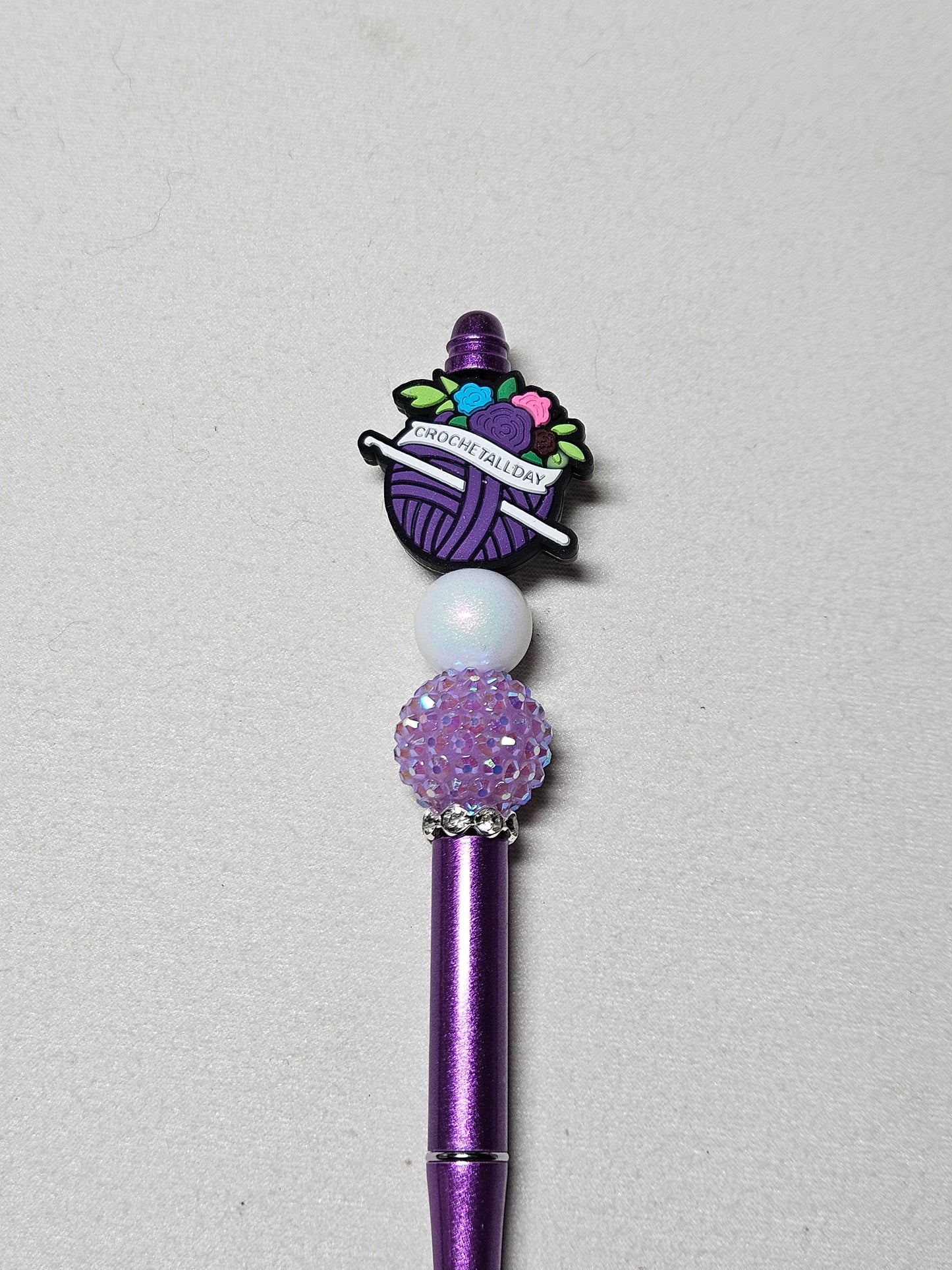 Beaded crochet all day purple metal pen