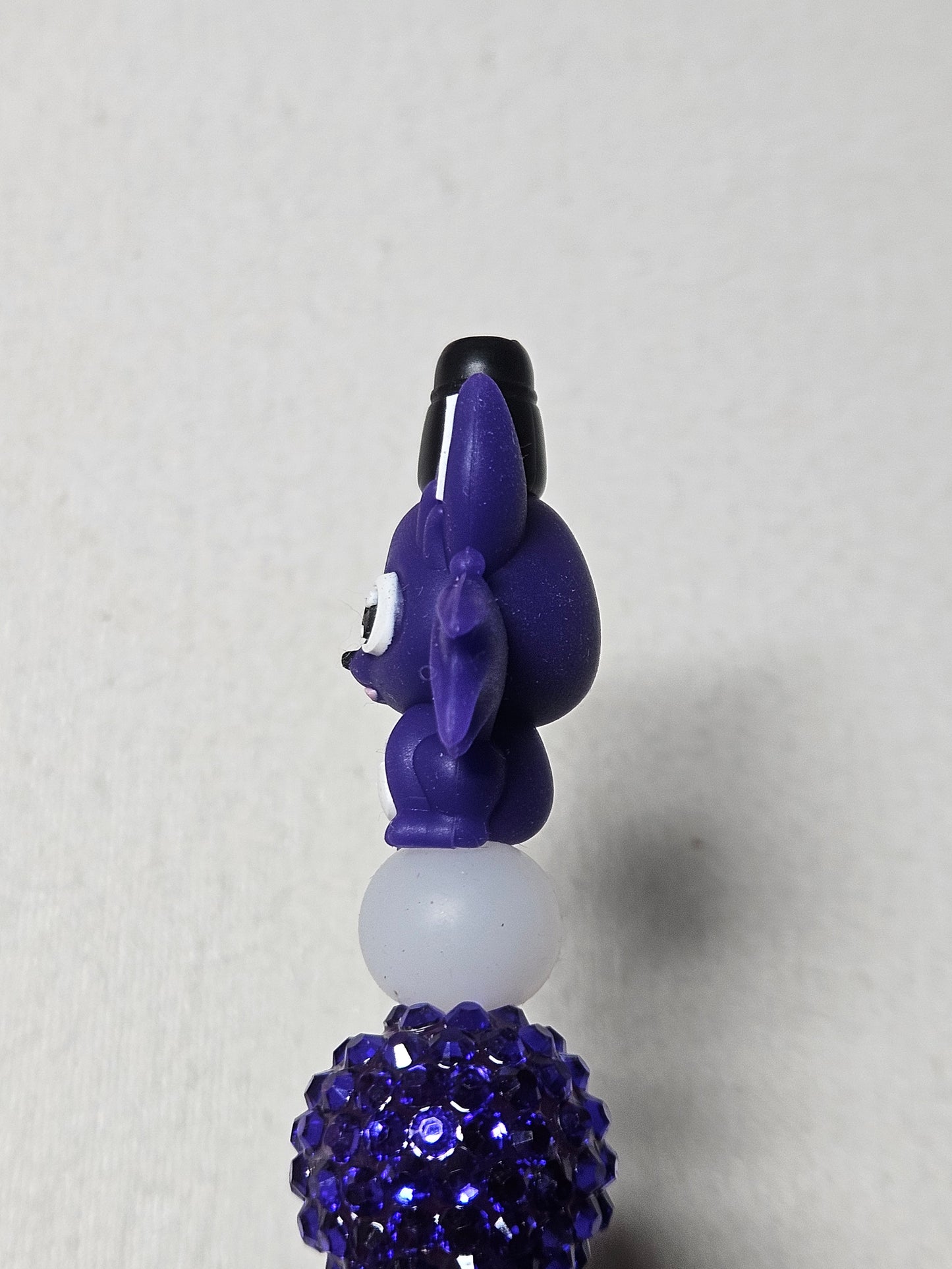 Beaded 3D purple bat black plastic pen