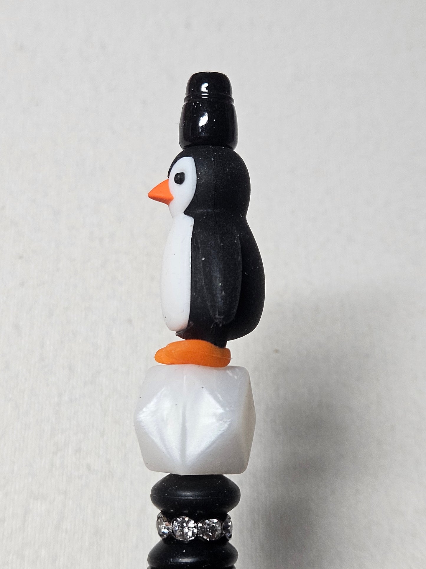 Beaded 3D penguin black ombre plastic pen