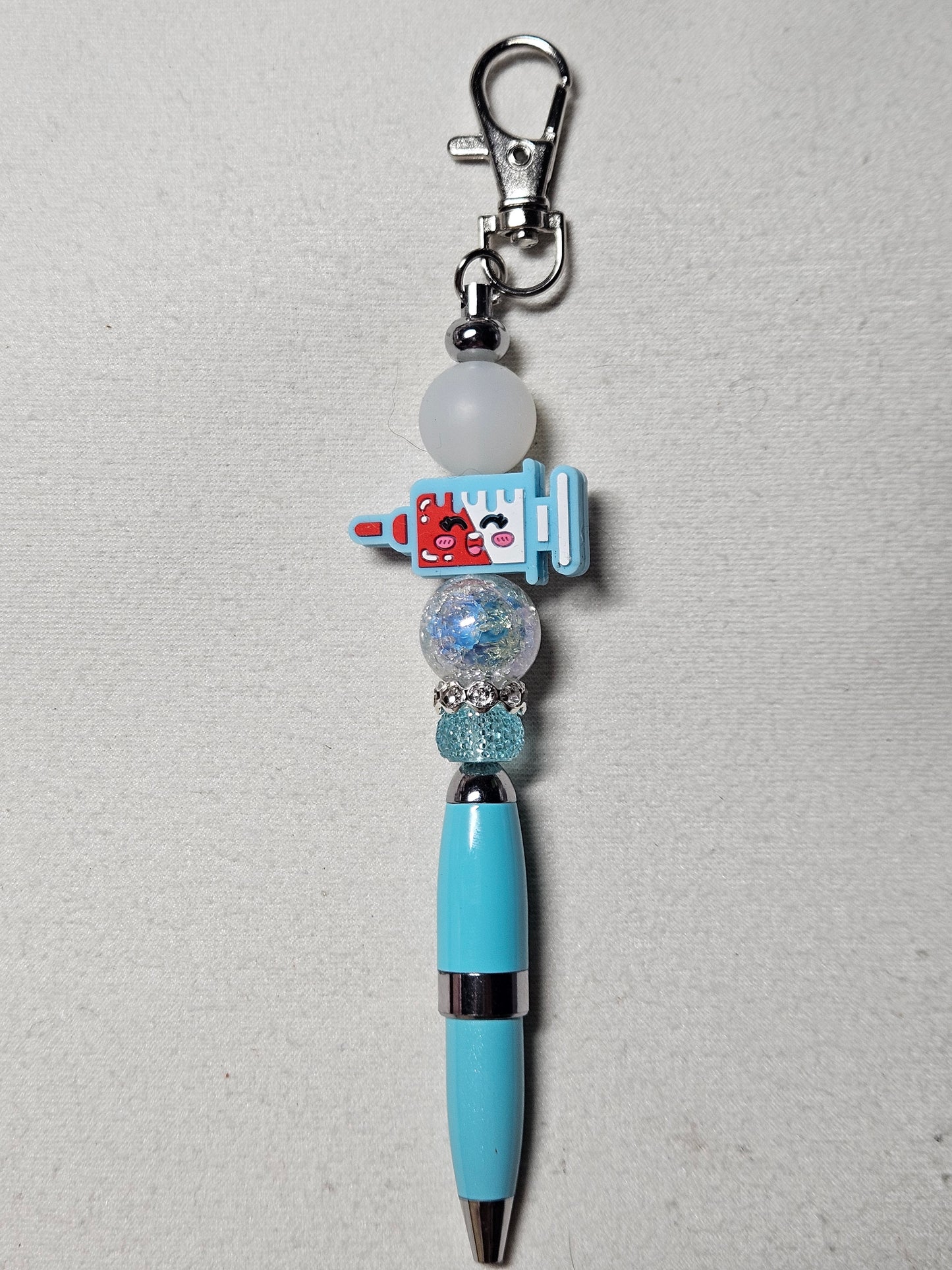 Beaded keychain badge reel nurse syringe pen