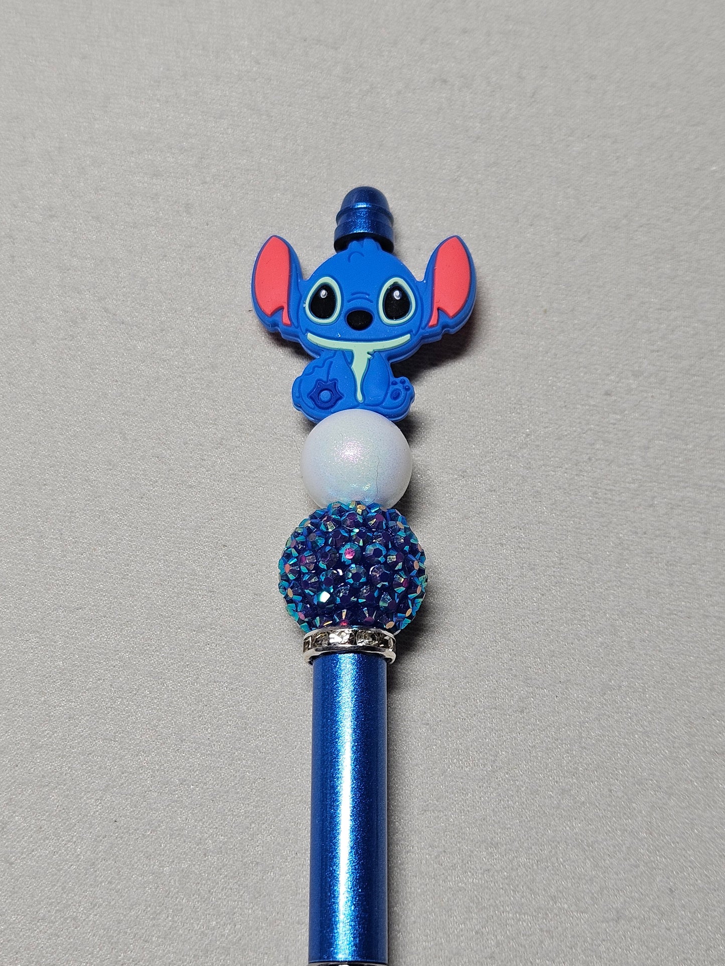 Beaded stitch blue metal pen