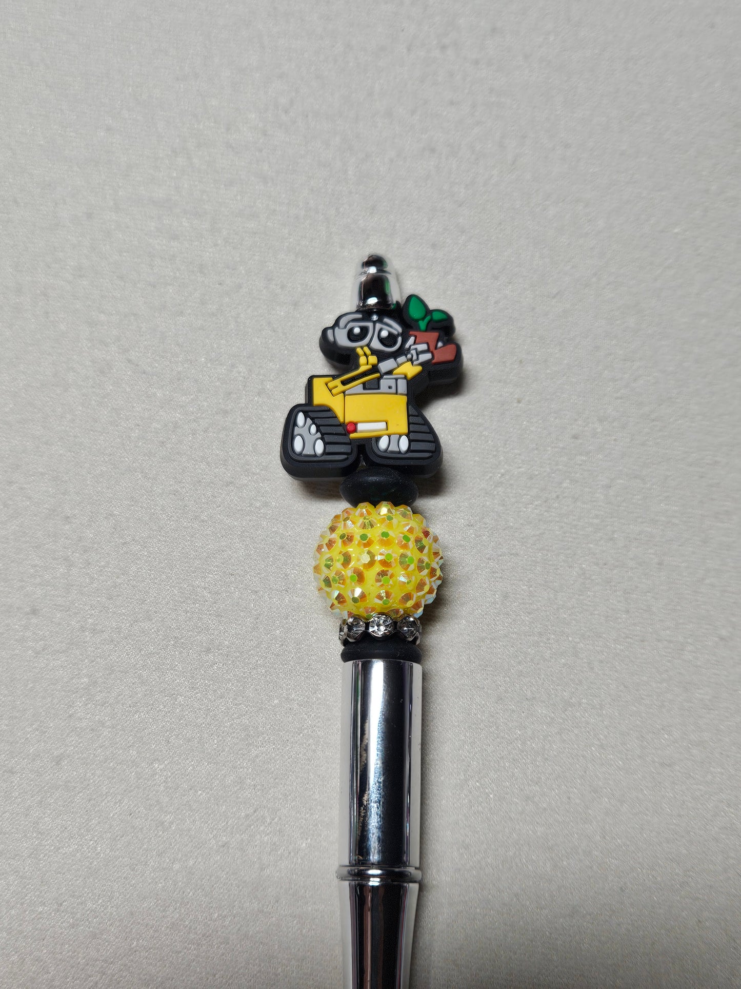 Beaded wall-e plastic silver pen